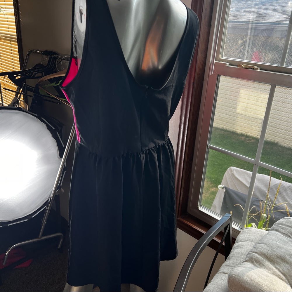 Attention Color Block Recycled Material Sleeveless Dress Black Pink Size 12 - Picture 3 of 5